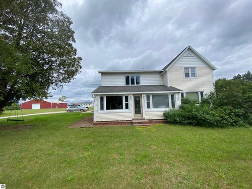 20682 Honor Hwy, Interlochen, MI, 49643-9650 | Card Image