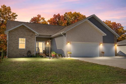 49 E Pine Ln, Reeds Spring, MO, 65737-7802 | Card Image