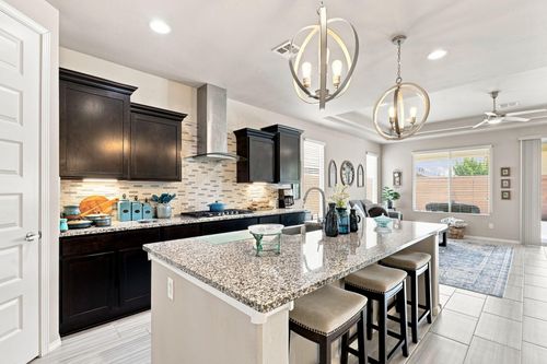 6329 Kestral Dr Ne, Rio Rancho, NM, 87144-7035 | Card Image