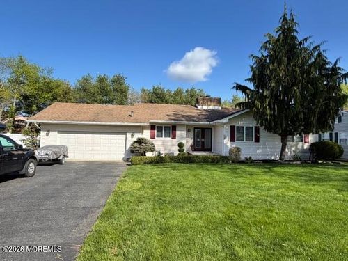 1 Traymore Rd, Freehold, NJ, 07728-7869 | Card Image