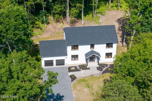 122 Poplar Dr, Milford, PA, 18337-7560 | Card Image