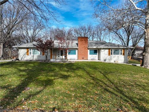 6206 Nw Tower Dr, Platte Woods, MO, 64151-1517 | Card Image
