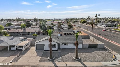 8944 N 17th Ln, Phoenix, AZ, 85021-4320 | Card Image