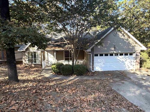 8 Stoney Ridge Ln, Maumelle, AR, 72113-6010 | Card Image