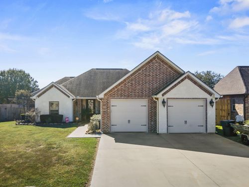 445 Bryant Blvd, Bridge City, TX, 77611-4013 | Card Image