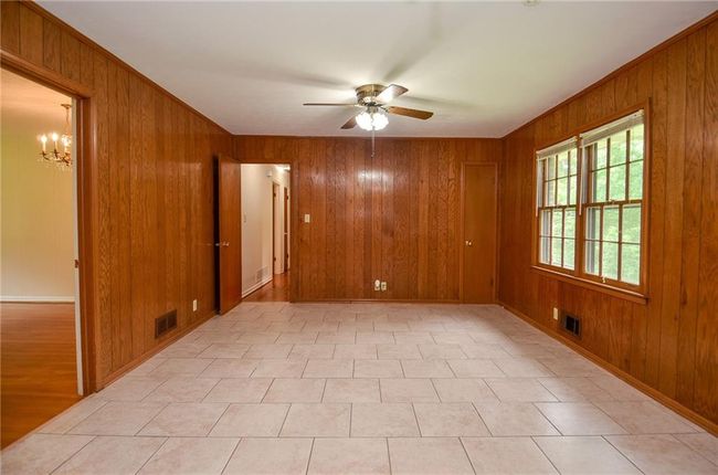 879 Old Tucker Rd, House other with 3 bedrooms, 2 bathrooms and 2 parking in Stone Mountain GA | Image 12