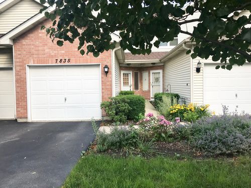 7835 Darien Lake Dr, Darien, IL, 60561-5020 | Card Image