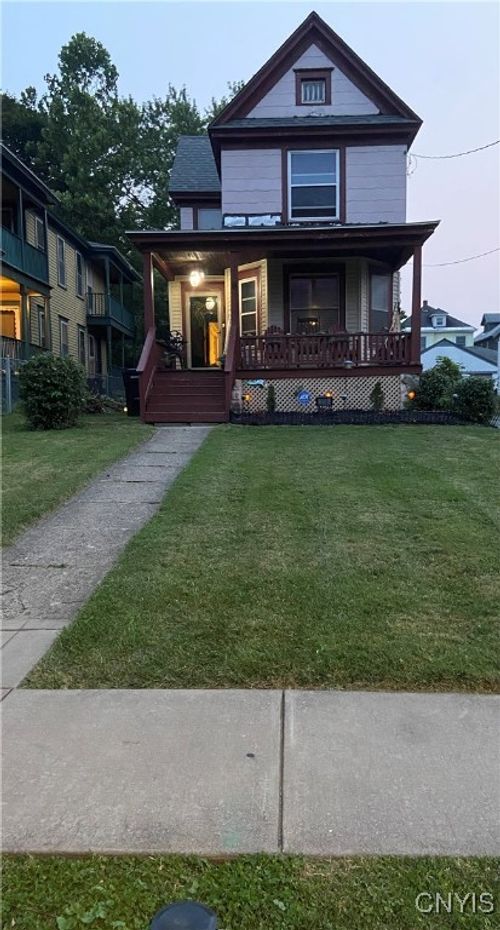 118 Pattison St, Syracuse, NY, 13203-3057 | Card Image