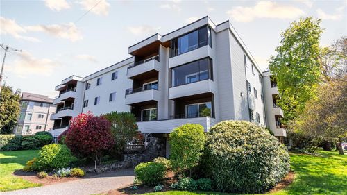 404-1571 Mortimer St, Saanich, BC, V8P3A7 | Card Image