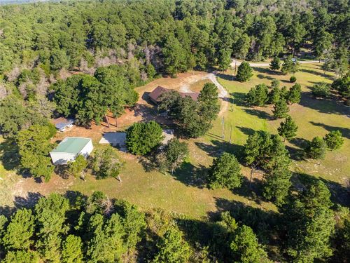 129 Country Air Dr, Bastrop, TX, 78602-5690 | Card Image