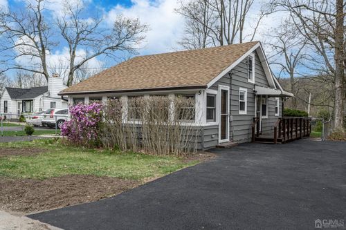 5 Lawrie Ave, Hopatcong, NJ, 07843-1314 | Card Image