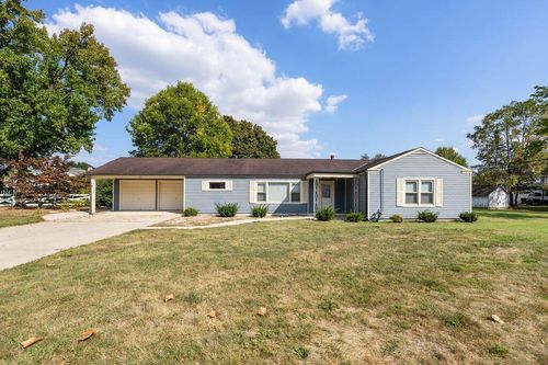 127 Collins Ct, Circleville, OH, 43113-1222 | Card Image