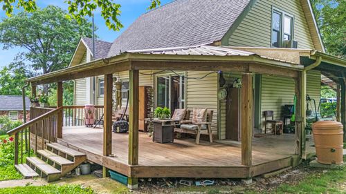 415 Farrell St, West Plains, MO, 65775-2905 | Card Image