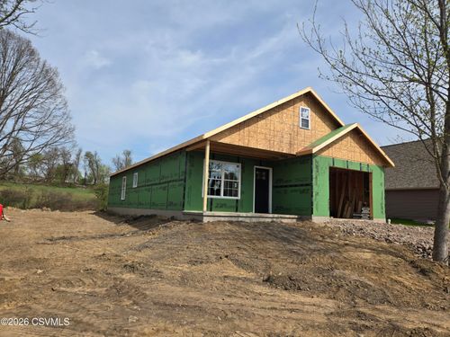 1349 7th Ave, Berwick, PA, 18603-3036 | Card Image