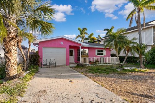 129 Wall St, REDINGTON SHORES, FL, 33708-1243 | Card Image