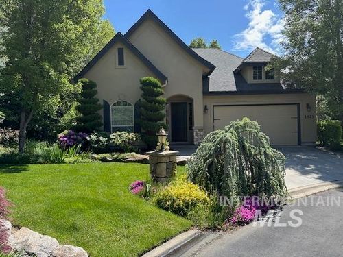 1923 S Stream Pointe Ln, Eagle, ID, 83616-7135 | Card Image