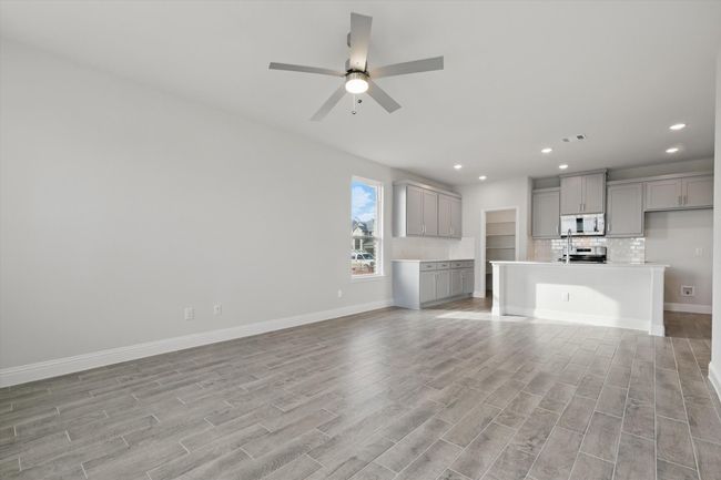 living room | Image 6