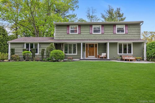 84 Derby Ave, Huntington, NY, 11743-4625 | Card Image