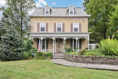 24 Main St, Annandale, NJ, 08801-3093 | Card Image