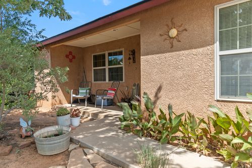 1621 Cameo St, Clovis, NM, 88101-5403 | Card Image
