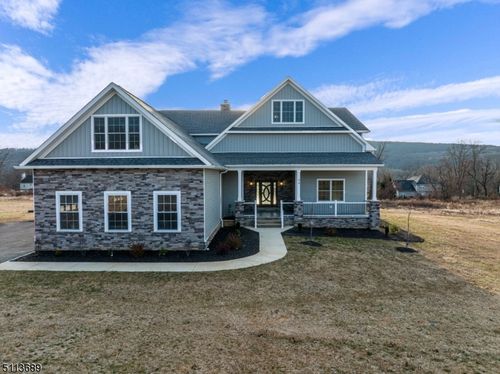 48 Brantwood Ter, Hackettstown, NJ, 07840-4159 | Card Image