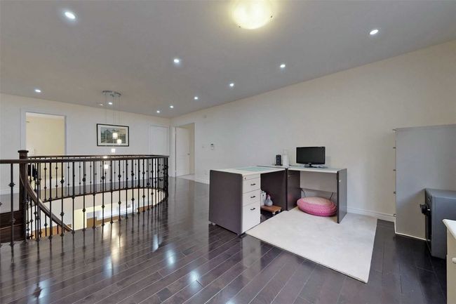 10 Gosling St, House other with 4 bedrooms, 5 bathrooms and 7 parking in Brampton ON | Image 26