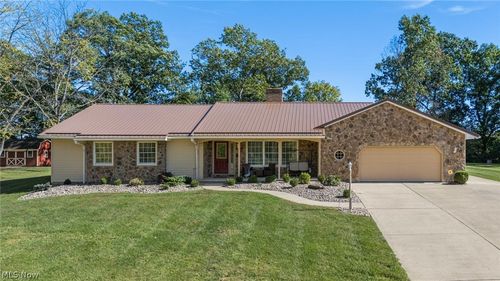 2574 E Newman St, Zanesville, OH, 43701-1968 | Card Image