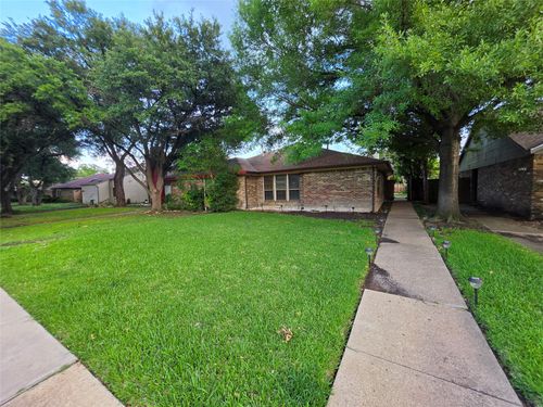3038 Modella Avenue, Dallas, TX, 75229 | Card Image