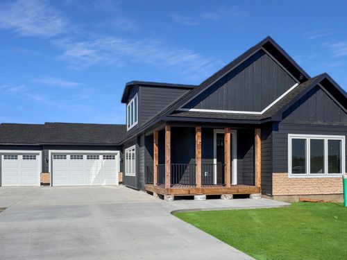 1508 Ellis Ave, Marshall, MN, 56258-2604 | Card Image