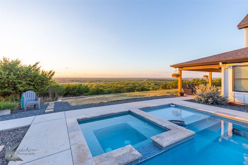 684 Taylor Ridge Estates Rd, Abilene, TX, 79601-9350 | Card Image
