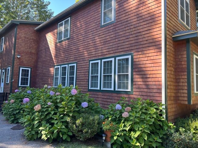 106 Edgemoor Ave, House other with 3 bedrooms, 3 bathrooms and 5 parking in Wellesley MA | Image 4