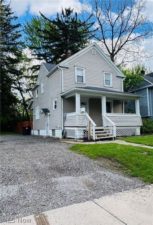 517 East Ave, Akron, OH, 44320-2933 | Card Image