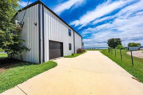 726 Lakeshore Dr, Kemp, TX, 75143-7568 | Card Image