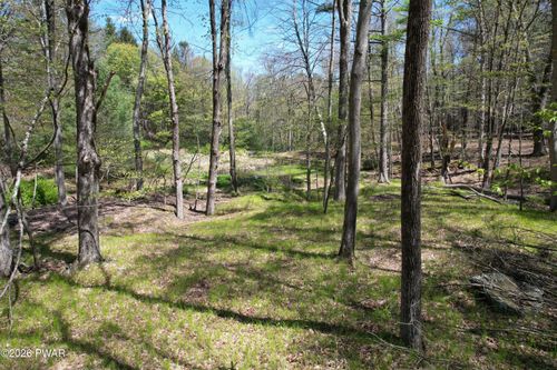 162 Log And Twig Rd, Dingmans Ferry, PA, 18328-9110 | Card Image