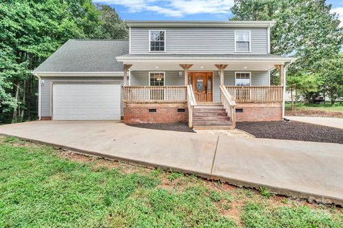 7575 Tanglewood Dr, Vale, NC, 28168-8316 | Card Image
