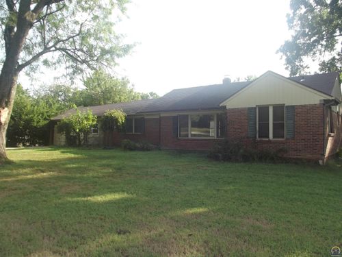 330 Sw Yorkshire Rd, Topeka, KS, 66606-2260 | Card Image