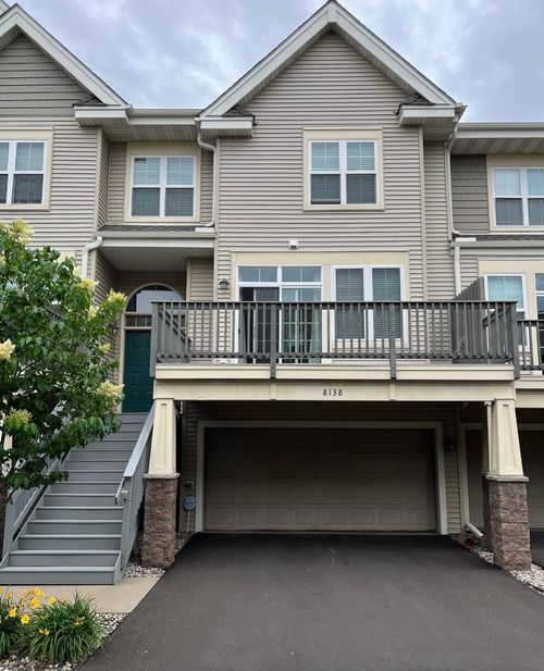 8138 Oakview Circle N, Maple Grove, MN, 55369 | Card Image