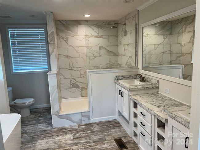 Primary Bath | Image 8