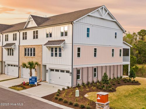 24-835 Anchors Bend Way, Wilmington, NC, 28411-1037 | Card Image