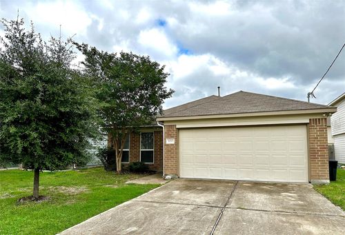 16763 N Blue Jay Dr, Conroe, TX, 77385-7338 | Card Image