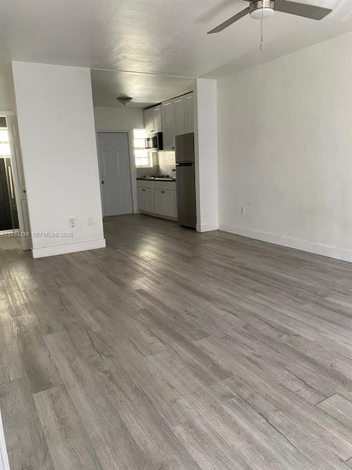 apt-8-4201 Indian Creek Dr, Miami, FL, 33140-3275 | Card Image