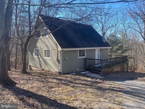 66 Tipperary Trl, GERRARDSTOWN, WV, 25420-3144 | Card Image