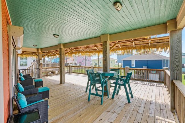 The deck floor has been recently replaced | Image 7