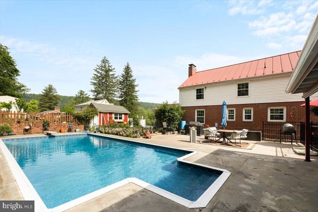 356 Wirgman Ave, House other with 4 bedrooms, 3 bathrooms and null parking in ROMNEY WV | Image 4