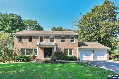 946 Closter Dock Rd, Alpine, NJ, 07620-1248 | Card Image
