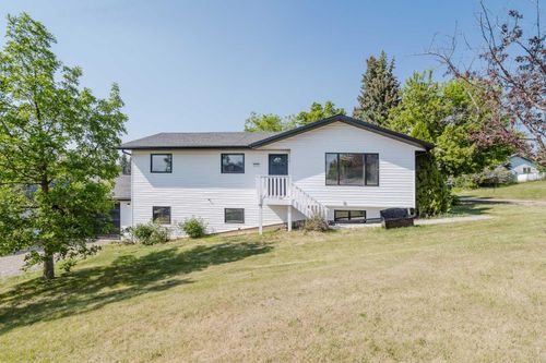2102 24 Ave, Delburne, AB, T0M0B4 | Card Image