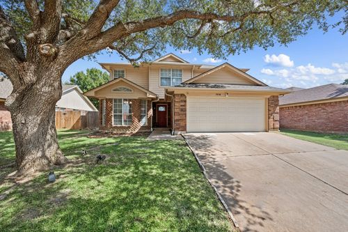 7636 Misty Ridge Dr N, Fort Worth, TX, 76137-1554 | Card Image