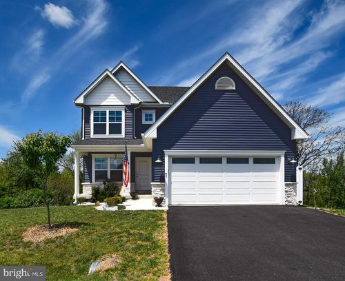 95 Duluth Dr, MARTINSBURG, WV, 25404-7582 | Card Image