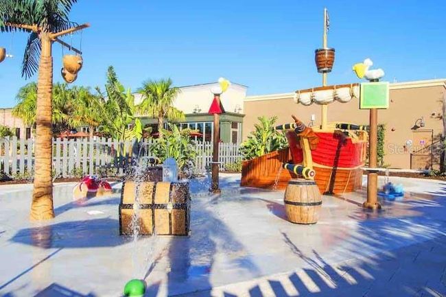 394 Captiva Dr, Townhouse with 4 bedrooms, 5 bathrooms and null parking in DAVENPORT FL | Image 50