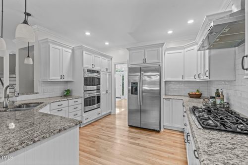 116 N Fern Abbey Ln, Cary, NC, 27518-8981 | Card Image
